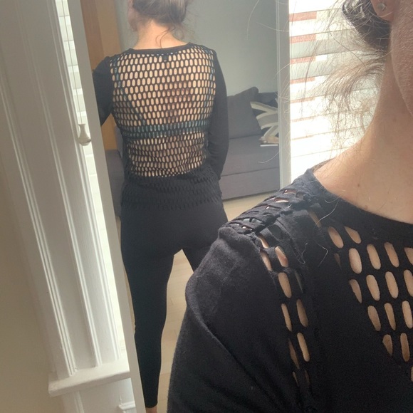 GENERATION LOVE Crewneck Knit Soft Top/ Sweatshirt - Picture 3 of 7